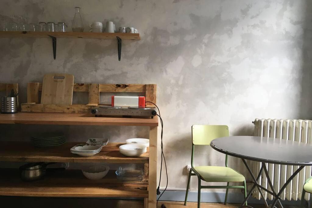 Appartement De 75 M2 Dans Maison Familiale Saint-Antonin-Noble-Val Exteriör bild